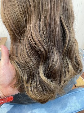 アンカー バイ ラフ(anchor by Laf) 柔らかい質感のミルクティーベージュ☆