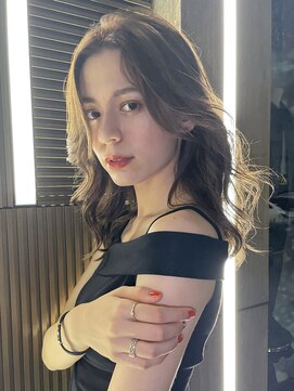 アイティーバイアルバム 八王子店(IT by ALBUM) リバース巻き_マッシュショートフェザーバング_8690