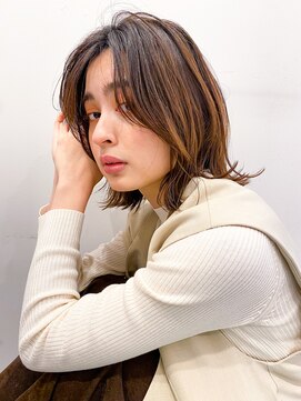 アンヘアー 元町三宮(UNHAIR) 外はねミディ