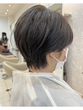 ヴィーヴォ 天六店(VIVO) 【VIVO】神田康之 大人ショート 黒髪 ハンサムショートヘア