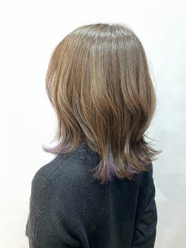 ヘア イノウエ HAIR INOUE インナーカラー パープル 外ハネくびれヘア