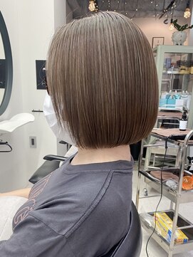 ヒビヲ(HIBIO) ブリーチダブルカラーミルクティーベージュイルミナカラー韓国