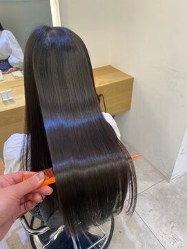 ジーナ  札幌大通(Zina) うるうる艶髪