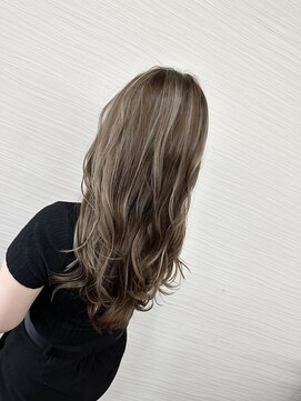 ラルム(LaRmE) highlight × ash beige