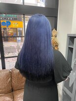 ブレス(bless) 青に黒の裾カラー