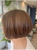 大人可愛い小顔ショートボブ前下がりショート