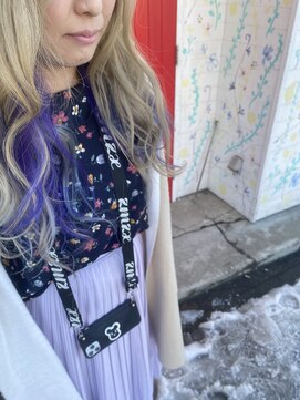 ヘアービーハッピー デコ(Hair be Happy DeCo) ローランドベージュにブルーバイオレットとターコイズを添えて