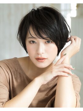 タヤ シァル鶴見店(TAYA) 軽やか艶出しショートボブ