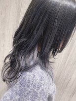 リアイス(Re:ICE) シルバーグレーインナーカラーフェザーロングウルフ