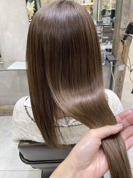 トルネード(TORNADO) 韓国風艶髪ストレート LAケラチントリートメント 美髪　M1220