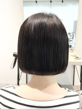ストフ(stof) ミニボブ/ショートボブ/切っぱなしボブ/ショートカット