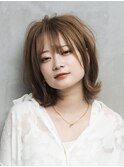 ふんわりミディアムボブ×ベージュ