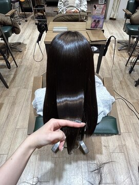 サラ(sarah) 縮毛矯正/酸性ストレート