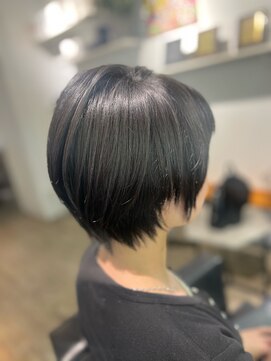 ツムグ 代官山店(TUMUGU) ショートカット30代40代50代白髪染めシアーグレージュ#110