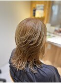 セミロングウルフレイヤーカット｜ナチュラル