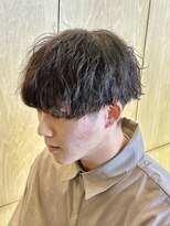 ニアウ 伊勢崎連取店(Niau)&nbsp;波巻きスパイラルパーマツイストスパイラルパーマシャドウパーマ