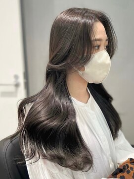 ニトバイアンキシム(nit by ahnkism) 韓国風レイヤーカット顔まわりくびれオルチャン堀江