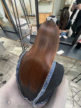 ラヴィエ(RAVIE) 【半田・髪質改善】縮毛矯正/トリートメント/マンツーマン