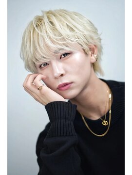 リップス 横浜(LIPPS) シースルーマッシュシースルーフェザー韓国ヘアラウンドマッシュ