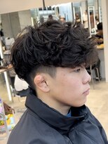 フィフスパーク(fifth PARK) 渋谷スペインカールラルフカール刈り上げ高めツーブロックメンズ