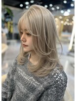 シックスバイギンザロンド 名古屋(six by ginza Lond) ミディアムレイヤー