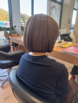 シャンプーボーイ ヒノ(SHAMPOO BOY Hino) 白髪ぼかし/ボブ/ハイライト