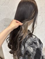 ヘアーサロンウル(hair salon ulu)&nbsp;ホワイトベージュピアスカラー