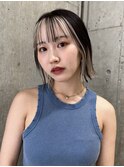 フェイスフレーミングインナーカラーボブ切りっぱなしボブグレー