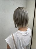 グレーカラー
