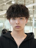 バイフィフス 原宿/表参道(by fifth)&nbsp;緩め波巻きスパイラルパーマシャドウパーマメンズセンターパート