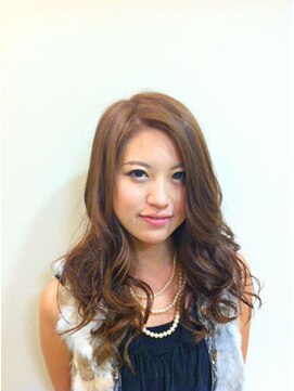 ソードリーフ(swordlief hair&spa) 巻き髪スタイル