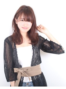 ヘアーズ キュア(hair's Cure) 愛らしいミディスタイルに