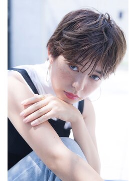 テイラー(Taylor) [Taylor]  ☆フォギーアッシュxウェットヘア