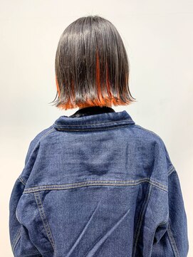 テトヘアー(teto hair) bob(切りっぱなしボブ、インナーカラー、オレンジ)