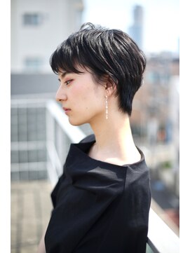 レンジシ オモテサンドウ(RENJISHI omotesando) 耳かけ黒髪 ショート【高田百唯】