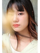 スリー スタンド(THREE STAND)&nbsp;20代30代大人可愛い　こなれヘア　ストレート