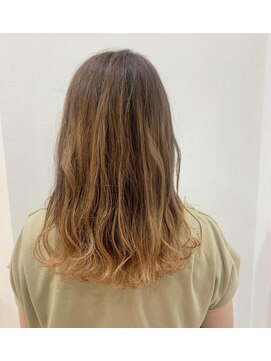 アンフィ 新杉田(Anphi) highlight color