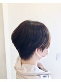春らしいスッキリショートヘア
