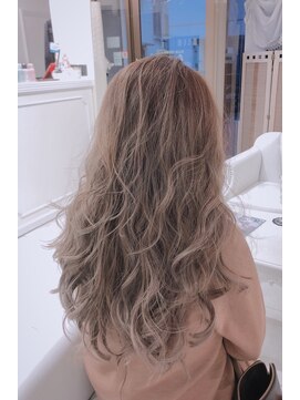 ラブリエ(la briller) ミルクティー系グラデーションカラー