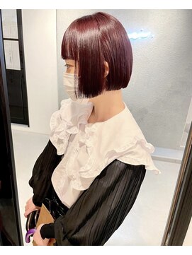 メルシー(merci.) カシスカラー×前下がりボブ