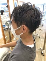 ヘッズ 本八幡店(HEADS)&nbsp;MEN'S HAIR  センターパート　ツイストスパイラル　コンマヘア