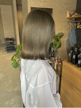 リベルタ(LIBERTA) オリーブベージュ