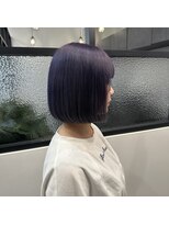 イーチエフ(each f.) 【山田紗羅】ぱつっとパープルヘアー