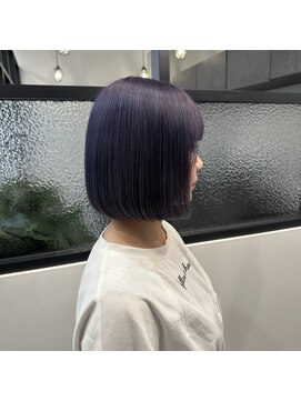 イーチエフ(each f.) 【山田紗羅】ぱつっとパープルヘアー