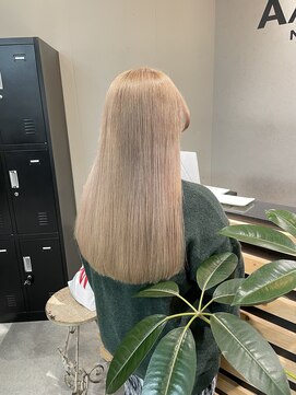 アイリー 名古屋(A/LEE) ほわいとべーじゅ！ブリーチ歴6回