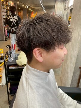 カーニー 北千住(kearny) メンズカットパーマ/ニュアンスパーマ/フェザーパーマ[北千住]