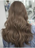 ヘーゼルベージュ　ブリーチなし　レイヤーカット　海外風