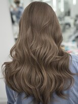 アマトウキョウスマートサロン(AMA TOKYO×Smart Salon)&nbsp;ヘーゼルベージュ　ブリーチなし　レイヤーカット　海外風