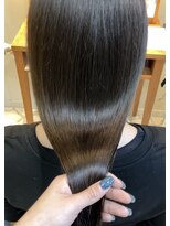 シアン 栄店(CYAN.)&nbsp;熱ダメージでパサつく髪に潤いを！