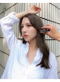 透明感グレージュ×顔まわりレイヤーミディアム